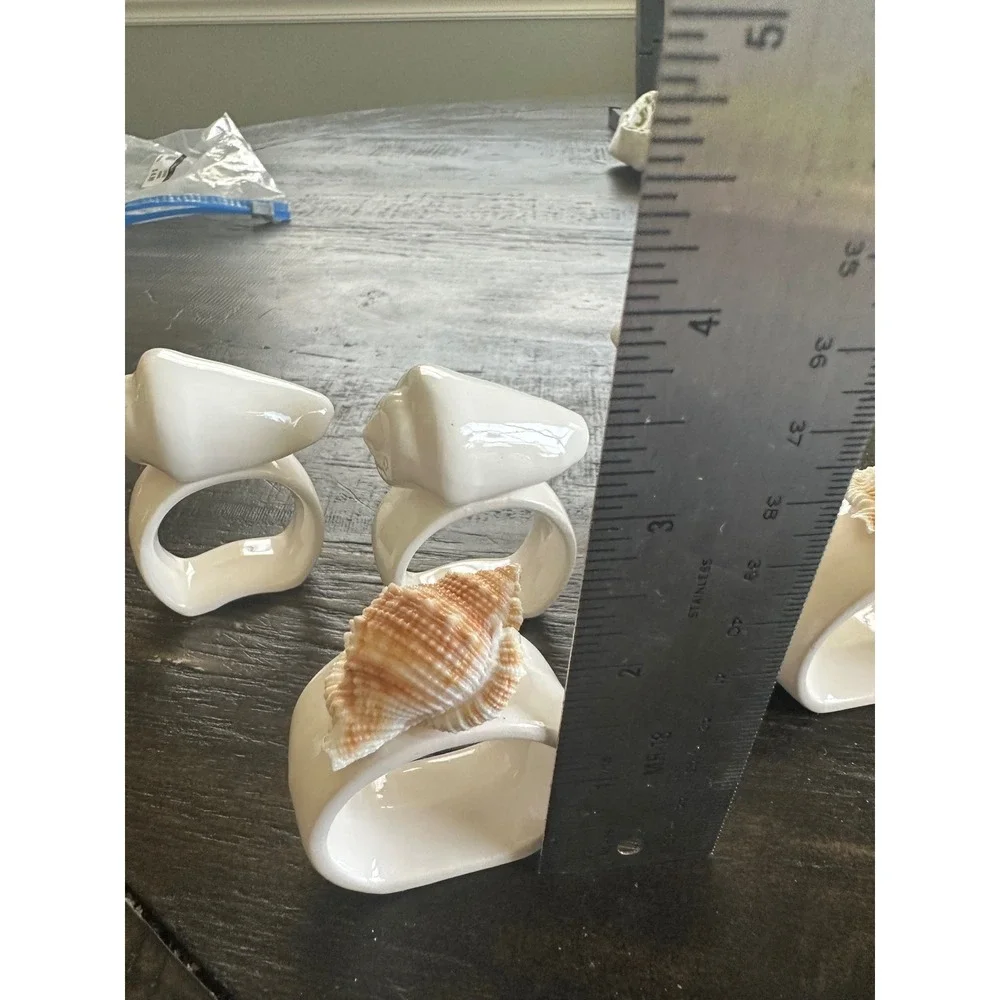 Vintage  Ceramic Seashell Napkin Rings Set of 5 White Coastal Nautical Decor GUC
